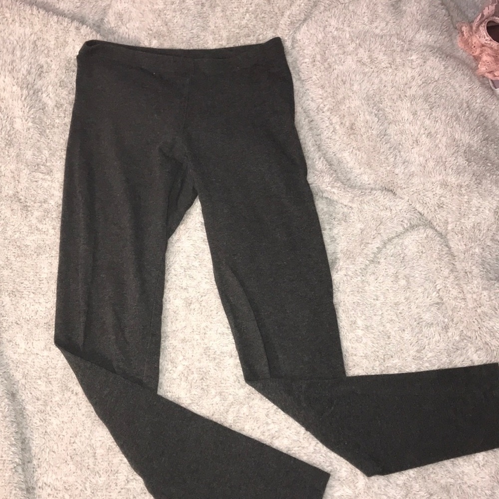 Grey leggings